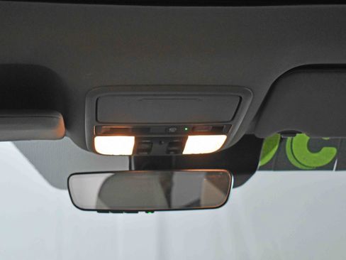 Used 2020 Honda Pilot Touring image 35