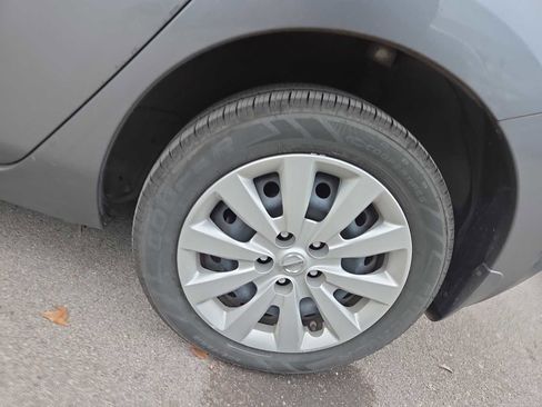 Used 2016 Nissan Leaf S w/ Charger Package image 12