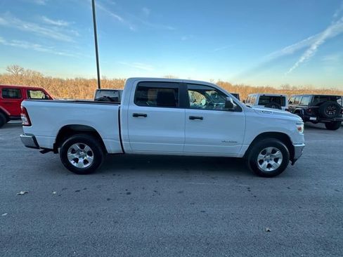 Used 2024 RAM 1500 Big Horn w/ Trailer Tow Group AWD/4WD image 3