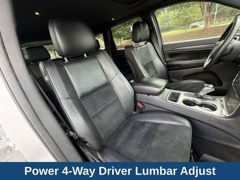 Used 2018 Jeep Grand Cherokee Altitude AWD/4WD image 28