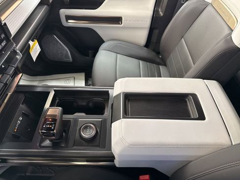 New 2025 GMC Hummer EV 3X image 34