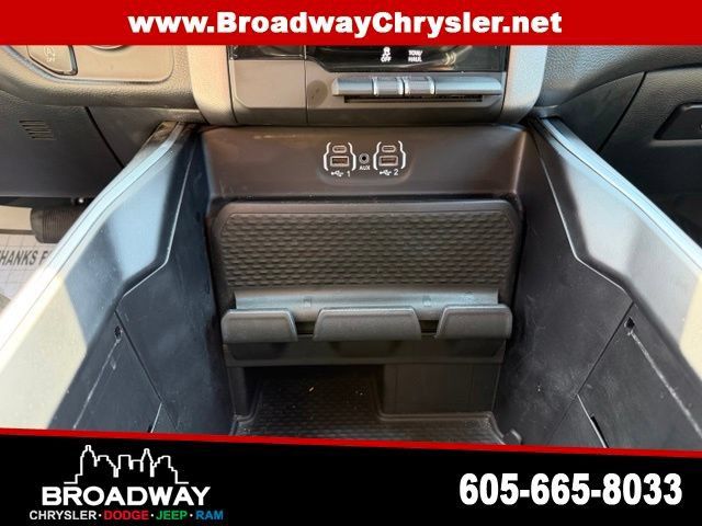 Used 2023 RAM 1500 Big Horn AWD/4WD image 18