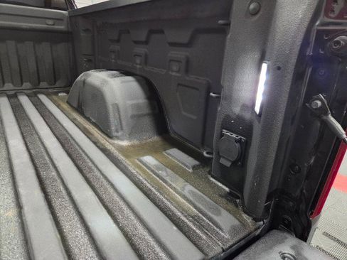 Used 2019 Chevrolet Silverado 1500 LTZ w/ LTZ Texas Edition image 32