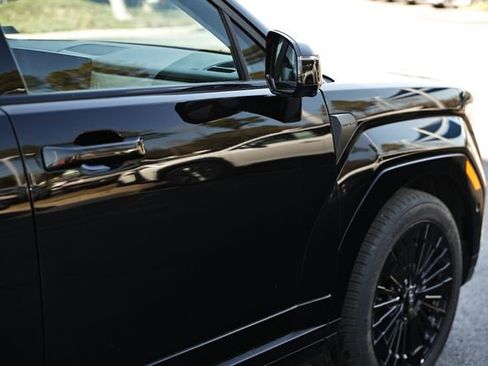 Certified 2025 Hyundai Santa Fe Calligraphy image 5