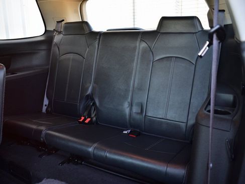 Used 2015 GMC Acadia SLT w/ Open Road Package image 28