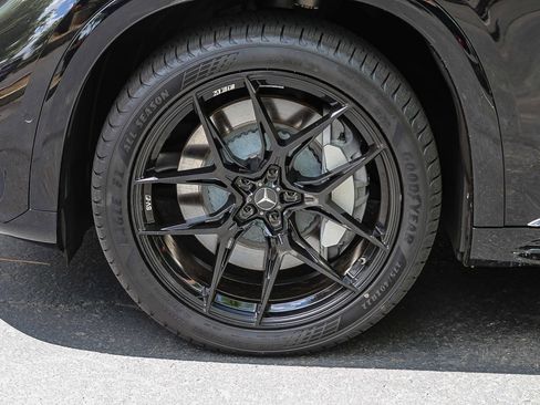 Used 2023 Mercedes-Benz EQS 580 4MATIC SUV image 9