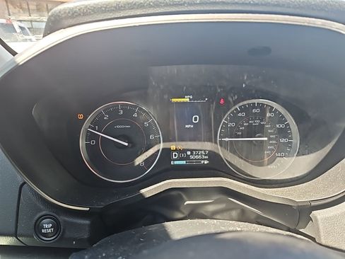 Used 2020 Subaru Crosstrek 2.0i Limited w/ Moonroof Package w/Navigation image 11