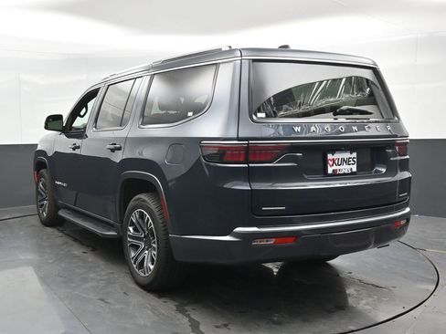 Used 2022 Jeep Wagoneer Series III image 11