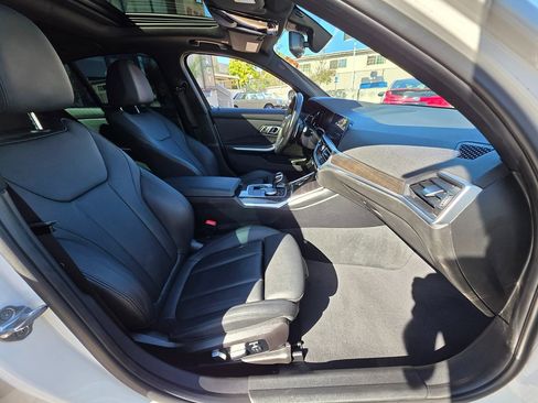 Used 2020 BMW 330i Sedan w/ Convenience Package image 16