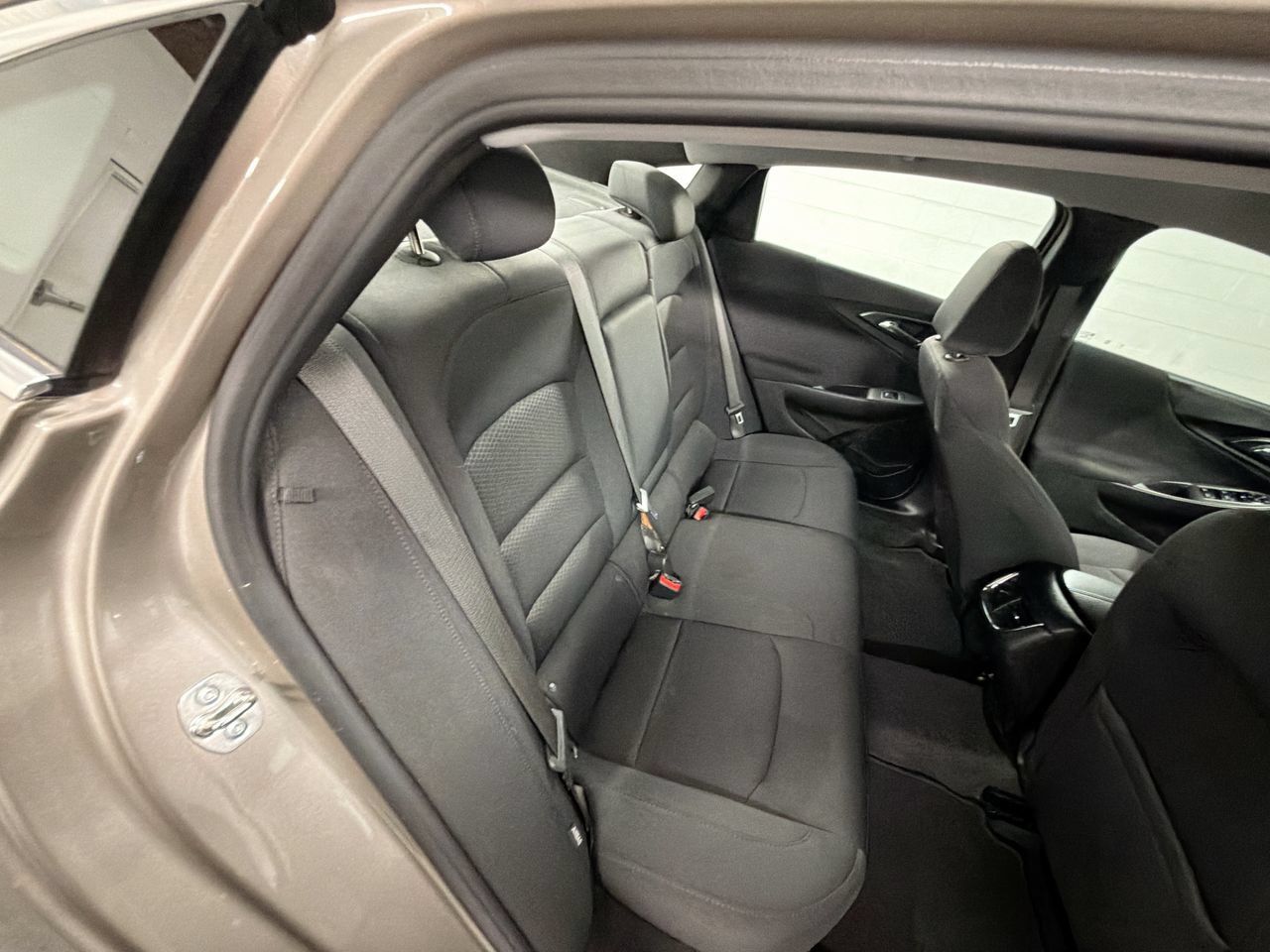 Certified 2025 Chevrolet Malibu LT FWD image 25