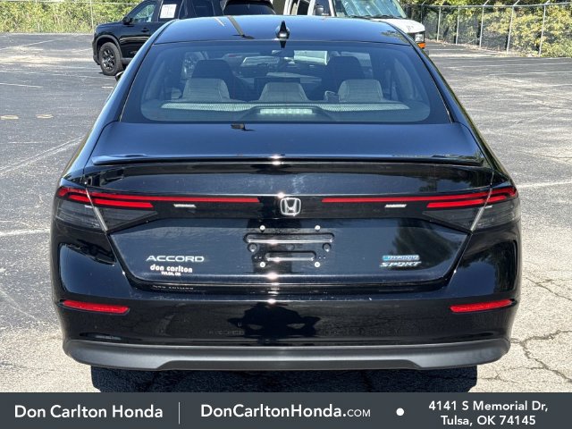 Used 2023 Honda Accord Sport image 5