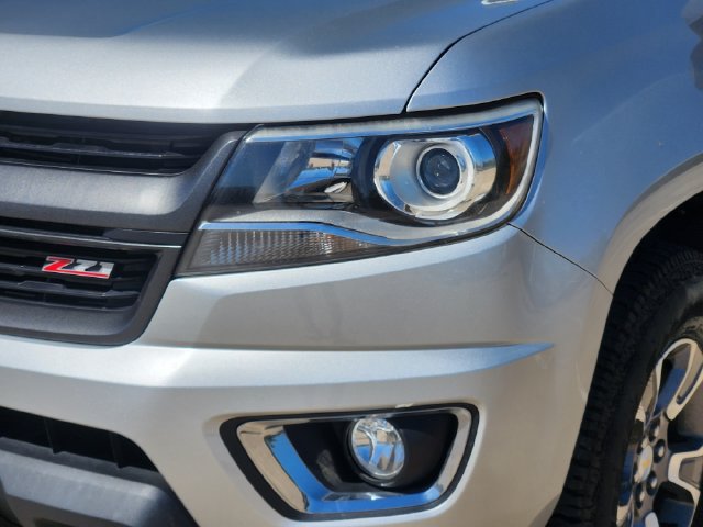 Used 2017 Chevrolet Colorado Z71 AWD/4WD image 9