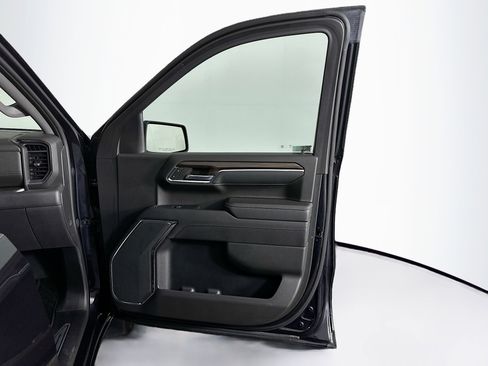 Used 2023 Chevrolet Silverado 1500 LT image 31