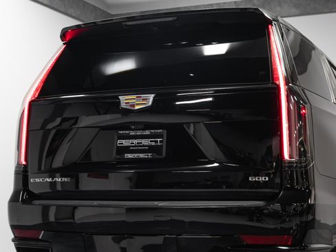Used 2022 Cadillac Escalade Sport Platinum image 71