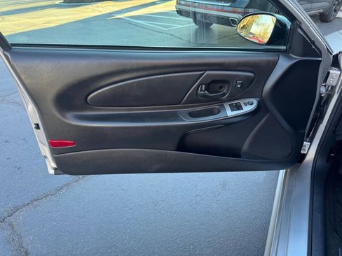 Used 2006 Chevrolet Monte Carlo SS w/ Convenience Package image 13