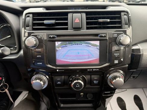 Used 2019 Toyota 4Runner TRD Off-Road Premium AWD/4WD image 15