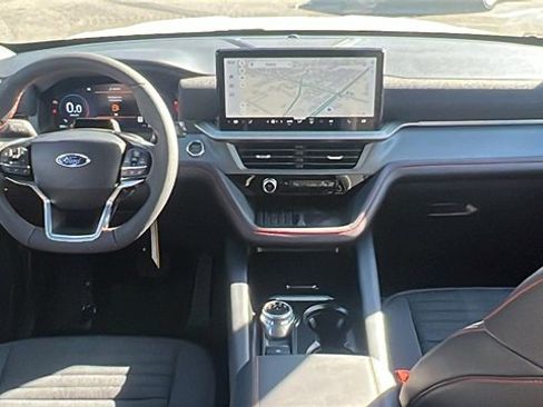 New 2025 Ford Explorer ST-Line w/ Premium Package image 21