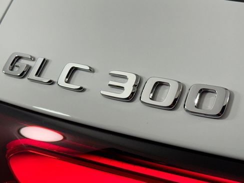 Certified 2026 Mercedes-Benz GLC 300 image 8