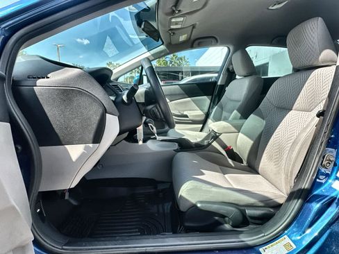 Used 2014 Honda Civic LX image 2