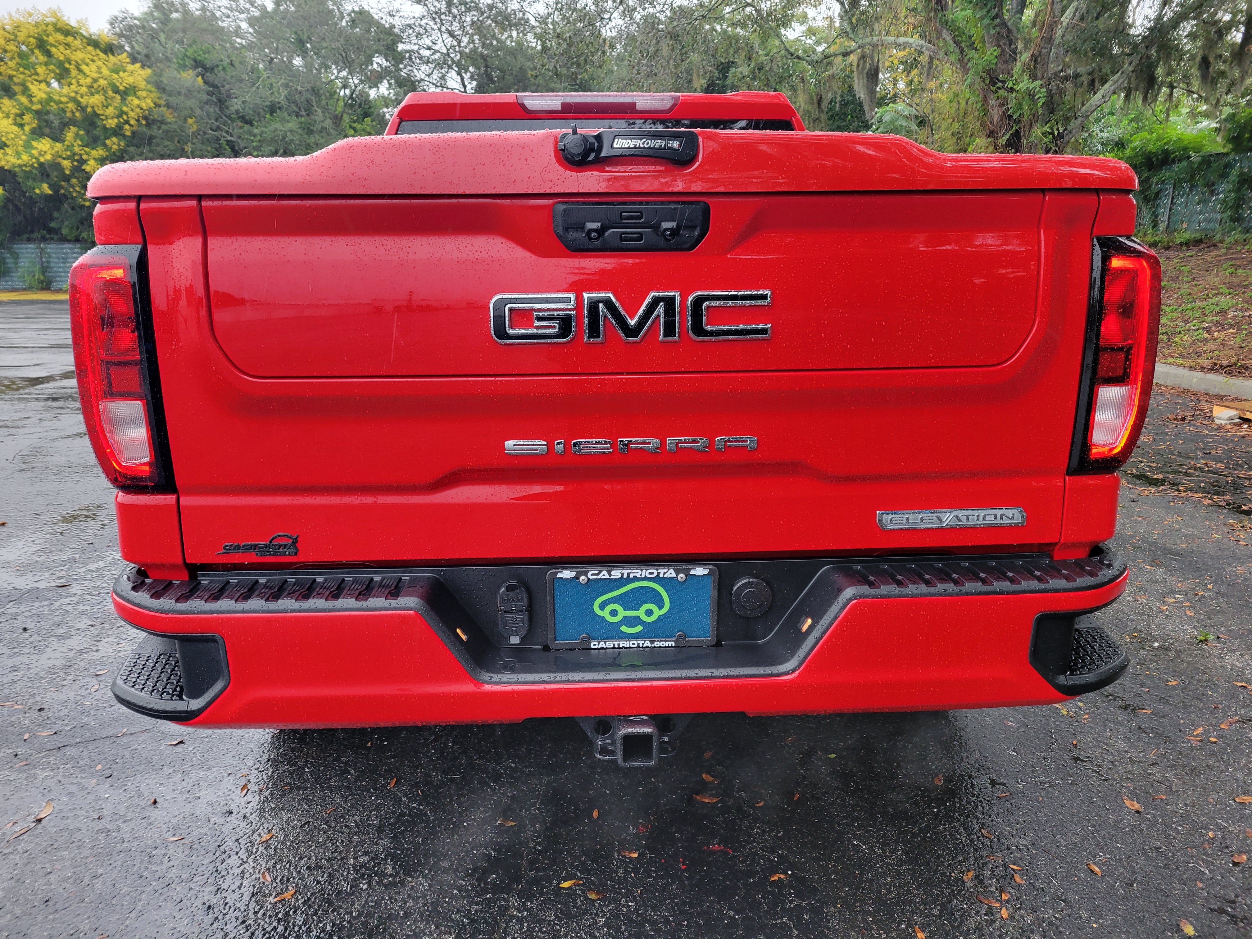 Used 2022 GMC Sierra 1500 Elevation w/ LPO, Elevation Black Package RWD image 9