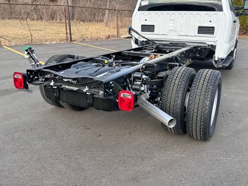 New 2025 Ford F350 XL w/ XL Chrome Package image 12