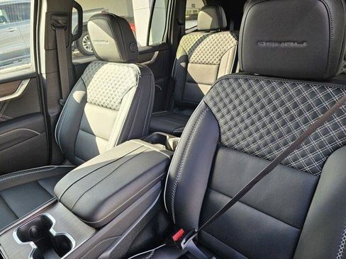 New 2026 GMC Acadia Denali w/ Super Cruise Package image 15