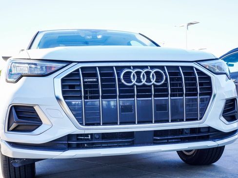 Used 2019 Audi Q3 2.0T Premium image 7