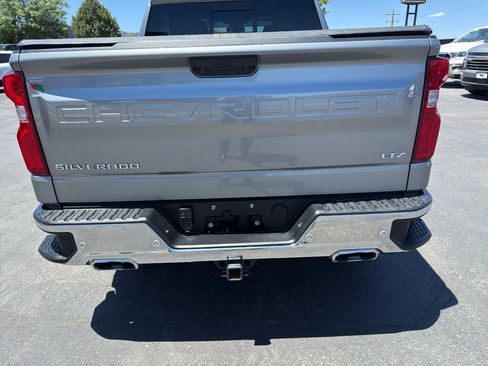 Used 2023 Chevrolet Silverado 1500 LTZ w/ LTZ Convenience Package II AWD/4WD image 5