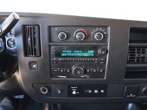 Used 2017 Chevrolet Express 3500 LT w/ LT Preferred Equipment Group image 16