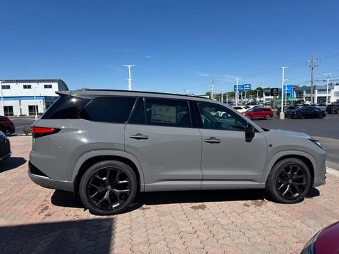 New 2026 Lexus TX 500h AWD w/ Technology Package image 6