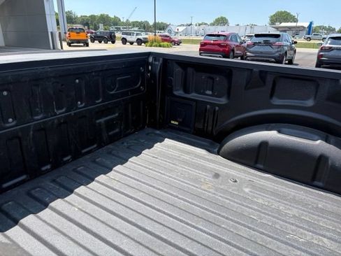Used 2025 Ford F150 Lariat AWD/4WD image 16