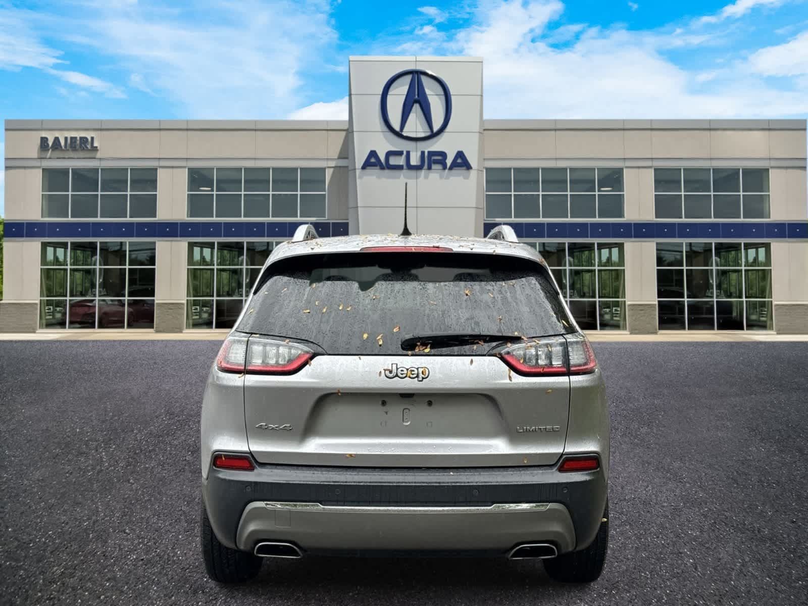 Used 2019 Jeep Cherokee Limited AWD/4WD image 4