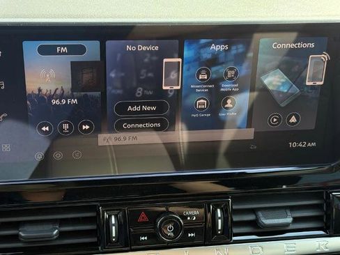 New 2026 Nissan Pathfinder SL image 27