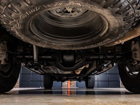 Used 2022 Ford F250 Lariat w/ Tremor Off-Road Package image 15