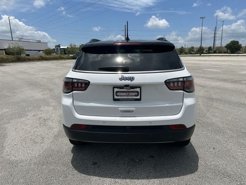 Certified 2024 Jeep Compass Limited AWD/4WD image 13