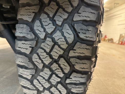 Used 2013 Jeep Wrangler Unlimited Sahara w/ Connectivity Group image 59