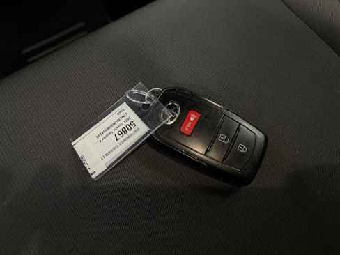 Used 2024 Toyota Tacoma TRD Off-Road image 24