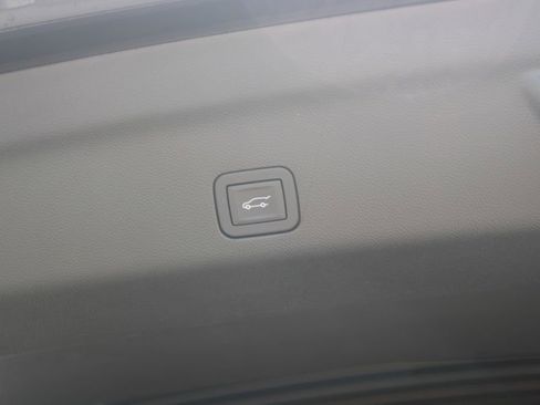 New 2026 Chevrolet Tahoe High Country image 16