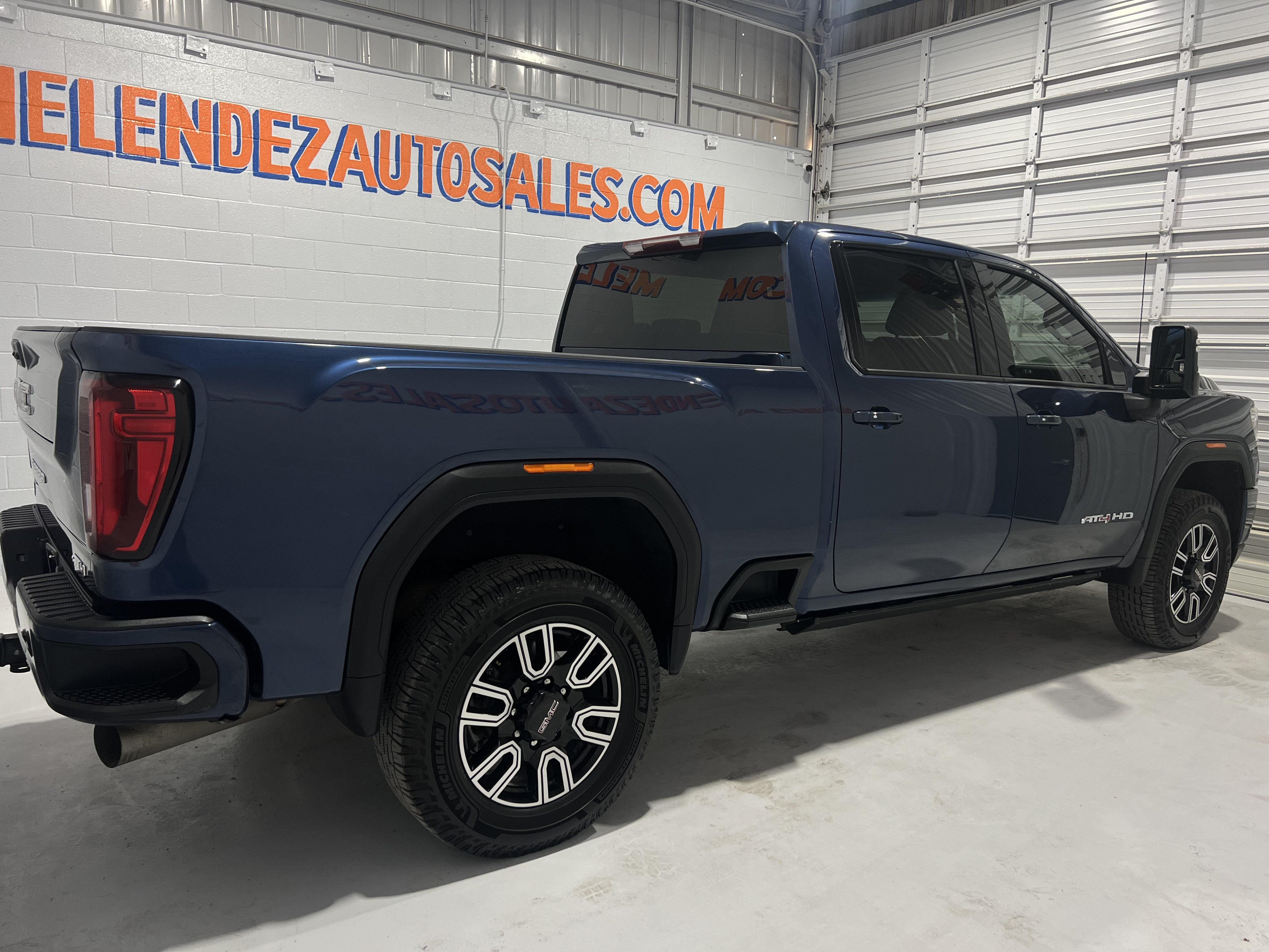 Used 2022 GMC Sierra 2500 AT4 AWD/4WD image 5