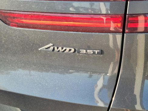 Used 2024 Genesis GV70 3.5T Sport w/ Sport Advanced Package AWD/4WD image 29