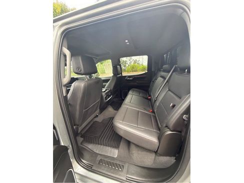 Used 2024 Chevrolet Silverado 1500 LTZ w/ Technology Package AWD/4WD image 19