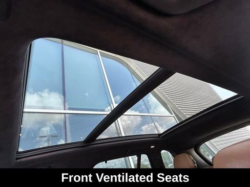 Used 2021 BMW X5 M w/ Executive Package image 12