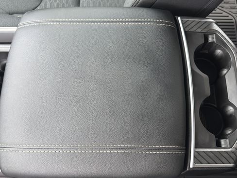 New 2026 RAM 1500 Big Horn AWD/4WD image 11