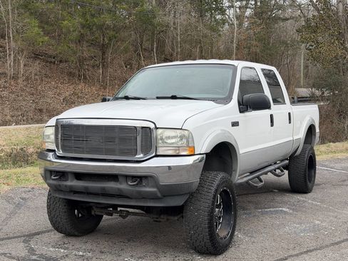 Used 2004 Ford F250 XL image 4