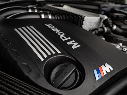 Used 2018 BMW M4 Convertible image 57