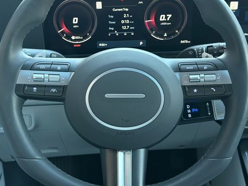 Used 2025 Hyundai Kona Limited image 28