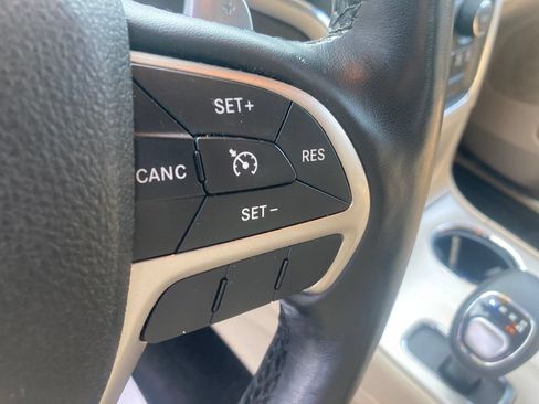 Used 2015 Jeep Grand Cherokee Limited AWD/4WD image 43