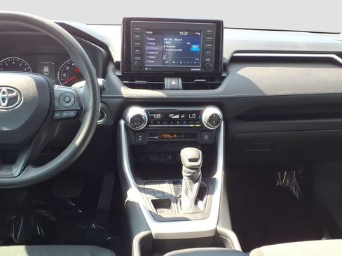 Used 2021 Toyota RAV4 XLE AWD/4WD image 14