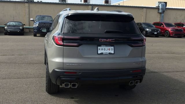 New 2026 GMC Acadia AT4 w/ Luxury Package AWD/4WD image 8