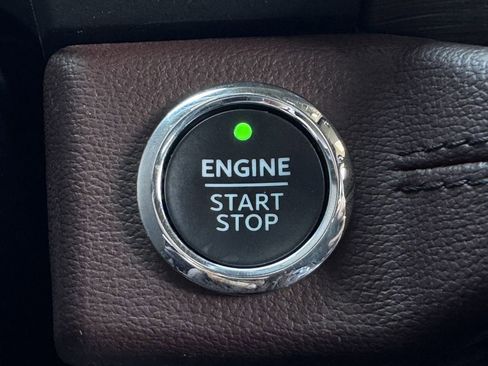 Used 2024 Ford Expedition Limited image 21